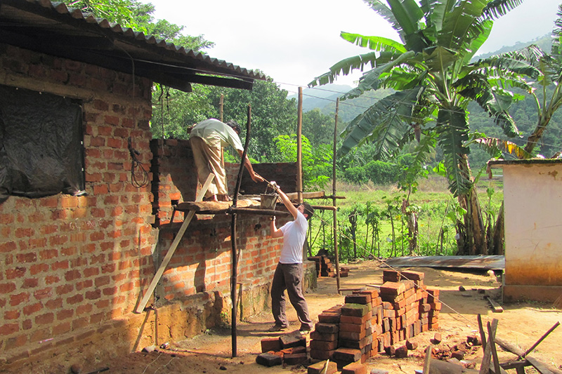 Sri Lanka clay brick house construction