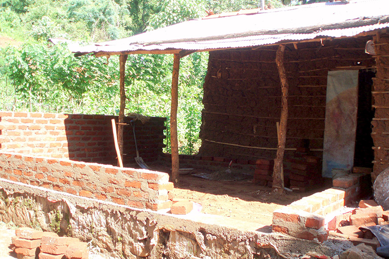Sri Lanka clay brick house construction