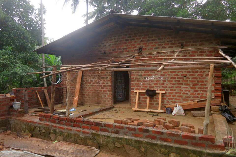Sri Lanka clay brick house construction