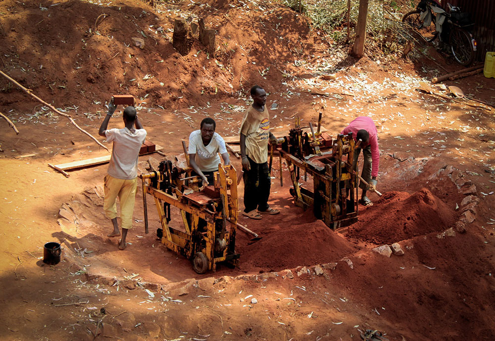 Humanitarian architecture - local labor & local materials