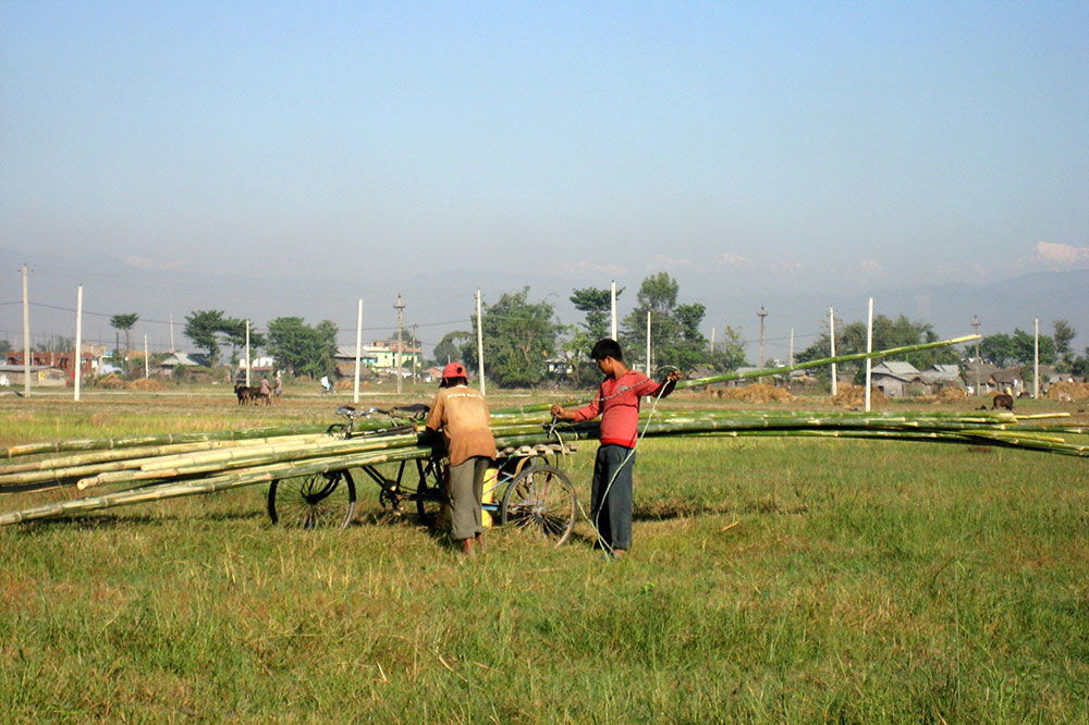 Humanitarian architecture - local labor & local materials