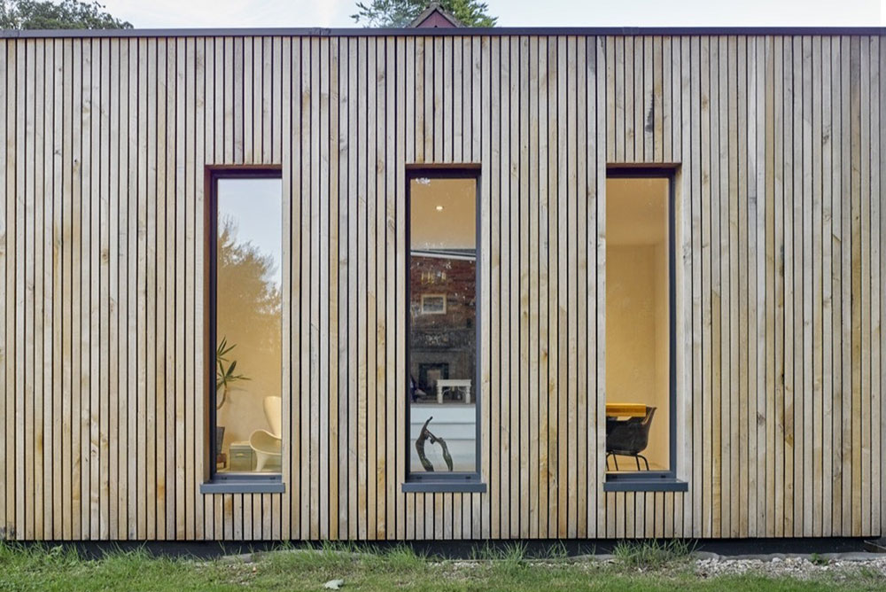 Modern Window Without Trim Detail