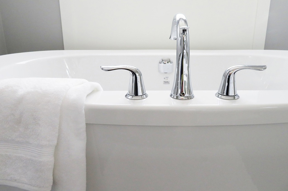 modern bath fitures