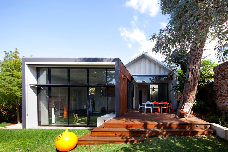 Design Inspiration: Modern Additions to Traditional Houses