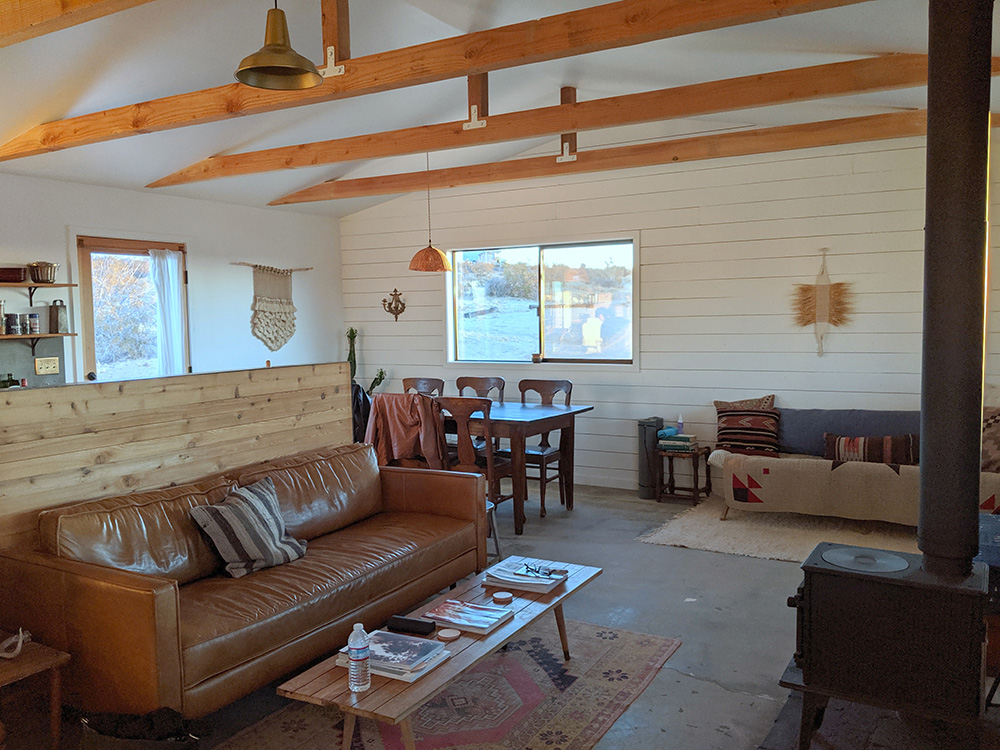 Simple Modern Cabin - interior design