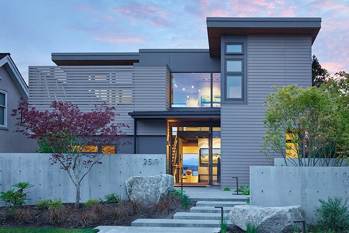 Simple modern flat roof design
