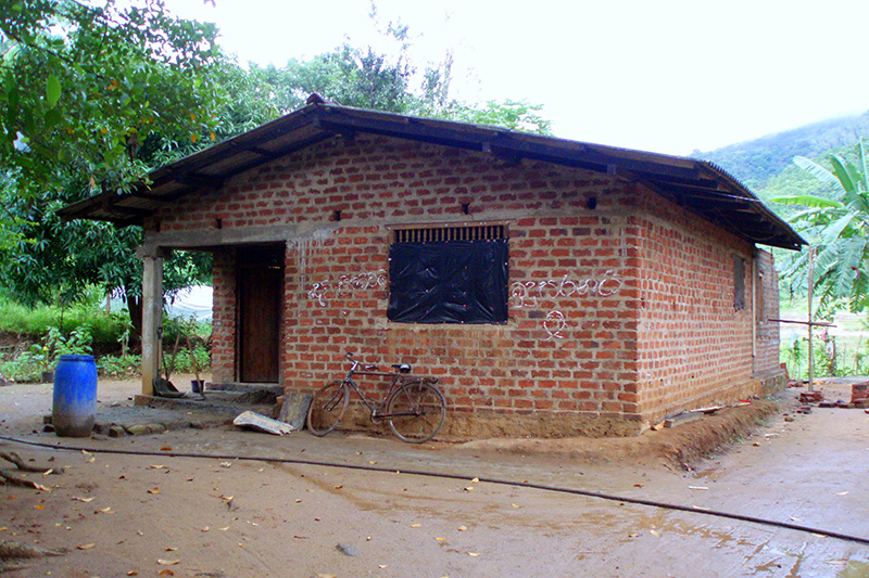 Sri Lanka clay brick house construction