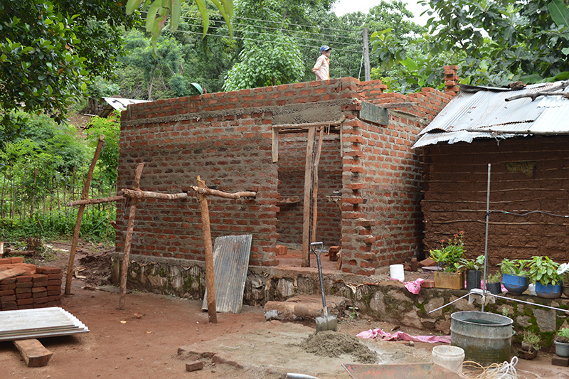Sri Lanka clay brick house construction