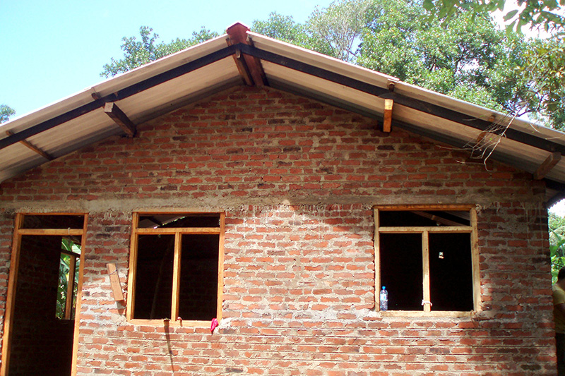 Sri Lanka clay brick house construction
